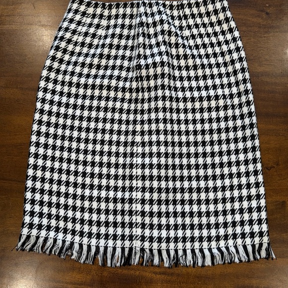 Haggar Women’s Black White Houndstooth 2 Pc Skirt Suit 8 Fringe Hem Zip Jacket - Picture 7 of 11